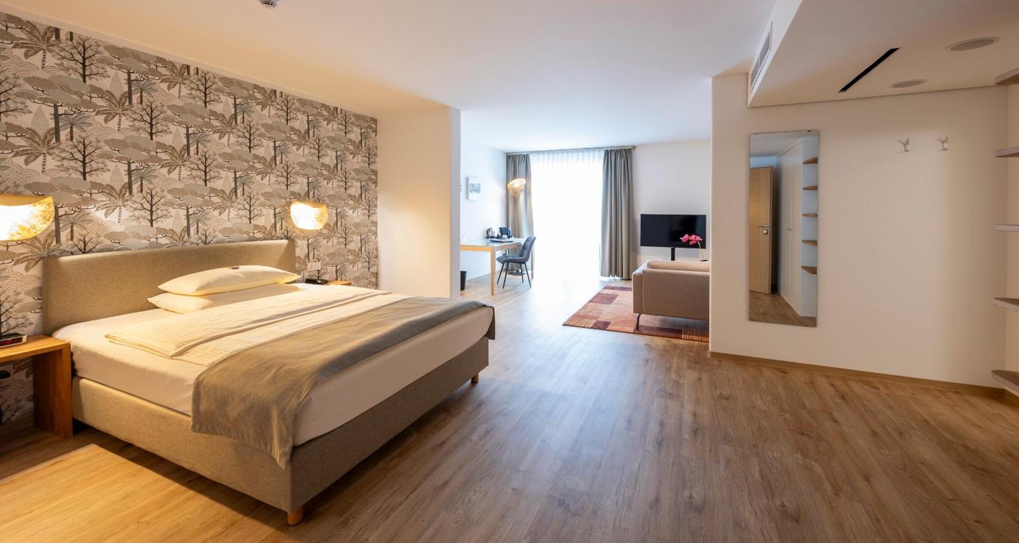 Western Io Eschborn