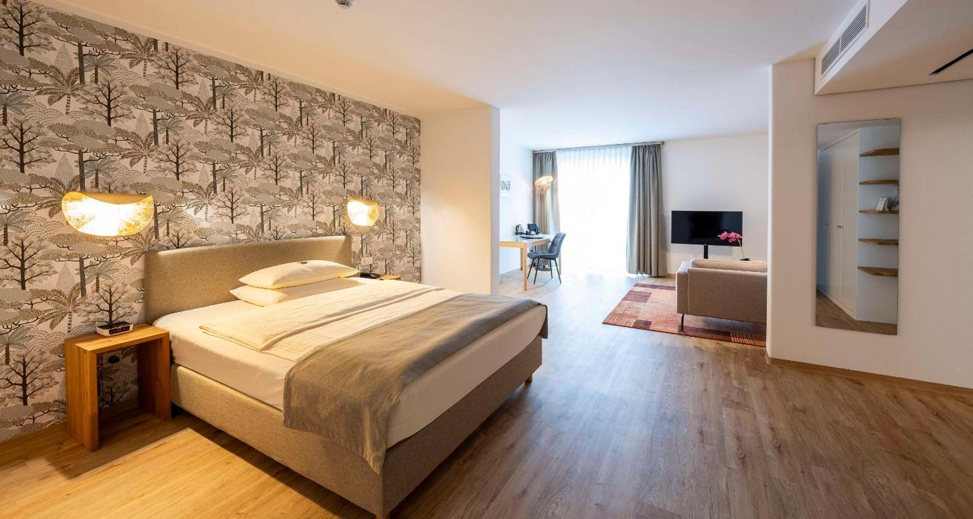 Western Io Eschborn